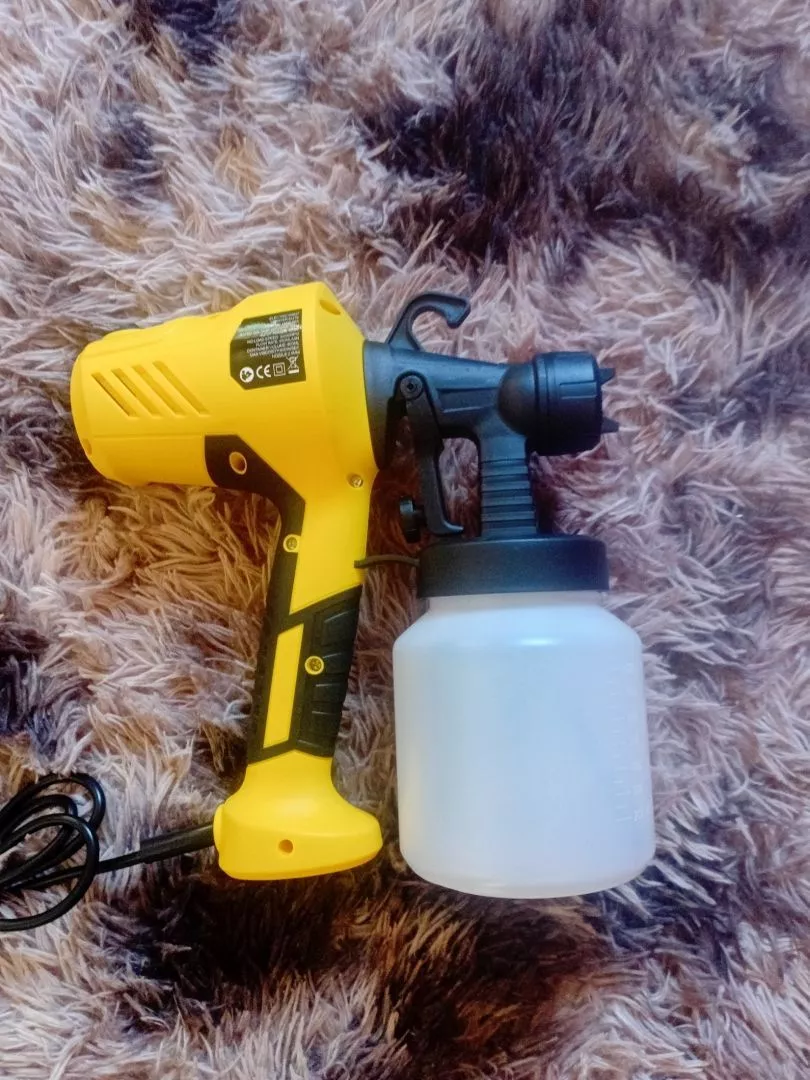 Foto de avaliação 1 do pulverizador de tinta elétrico