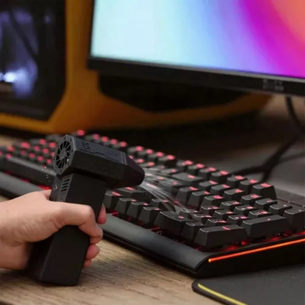 Limpando teclado mecânico