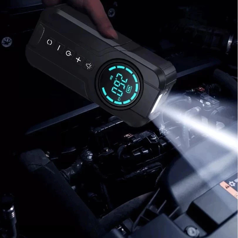Auxiliar de partida iluminando motor à noite