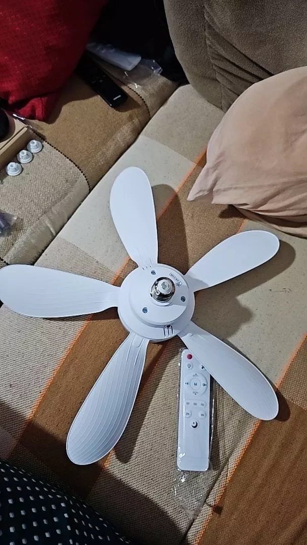 Foto de cliente 9 do Ventilador de Teto com LED
