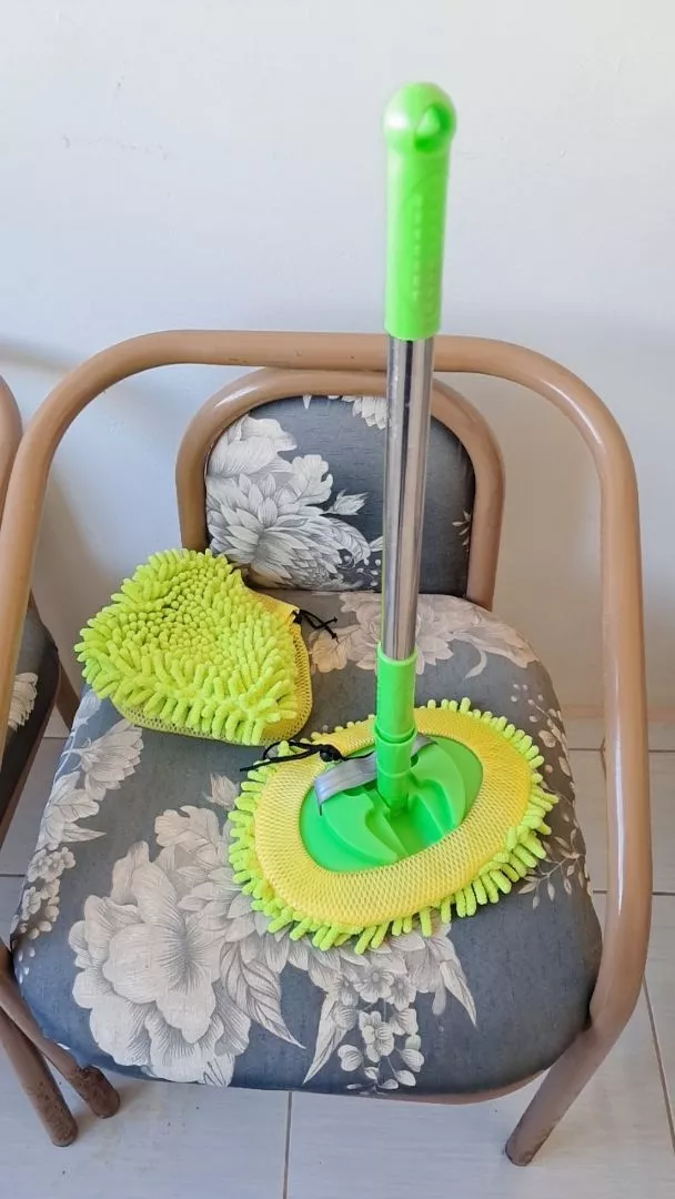 Foto da avaliação de Paula F. sobre o esfregão mop